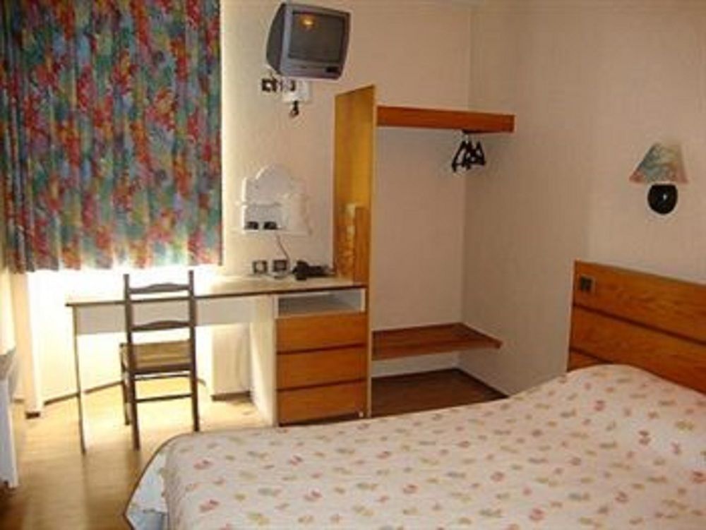 ホテル Ibis Styles Paris Hippodrome De Vincennes ジョアンヴィル エクステリア 写真